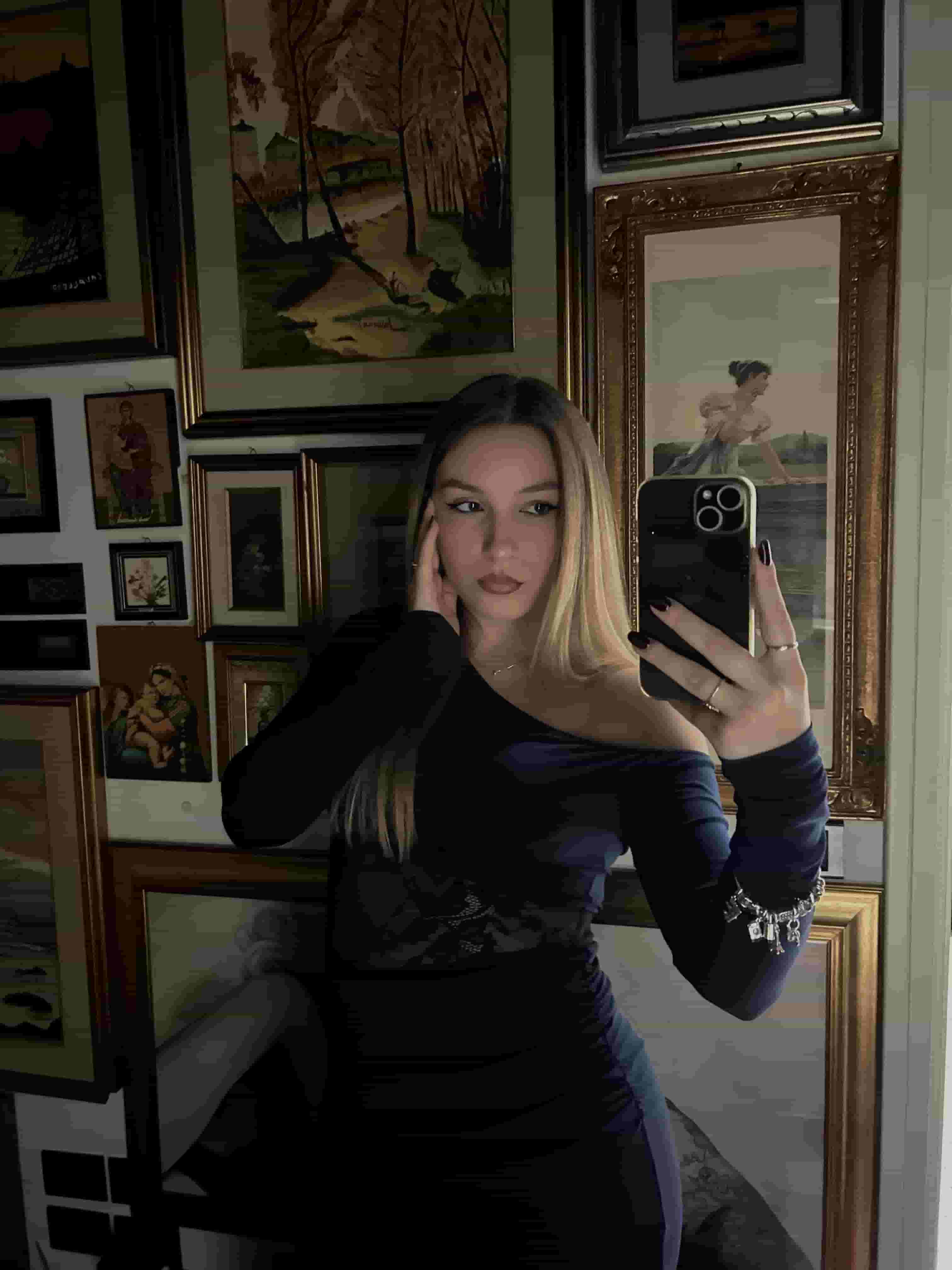 Thumbnail of Viola La Rocca's gallery photo