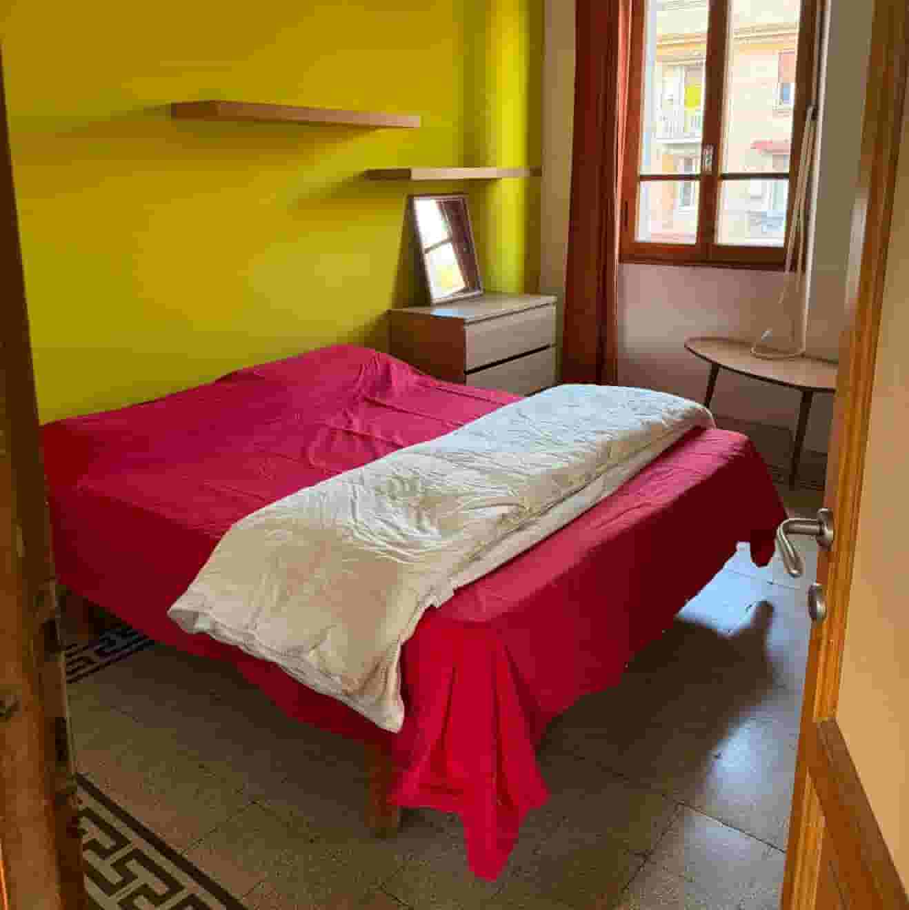 Thumbnail - Affitto SOLO BREVI PERIODI (max 1 mese) stanza a Trastevere