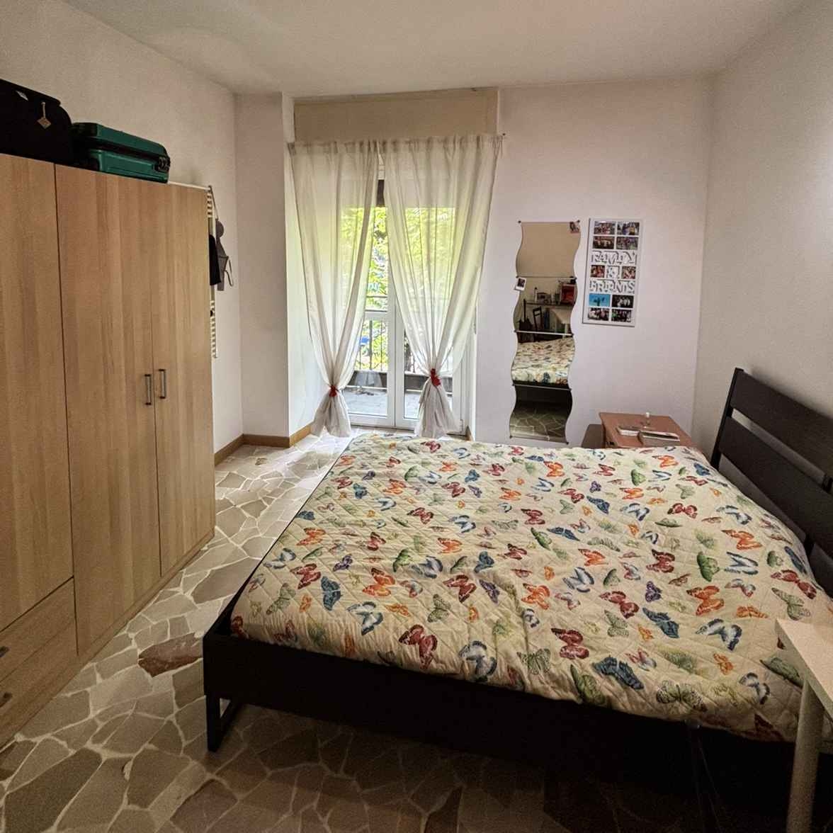 Immagine principale: Stanza libera per ragazza lavoratrice