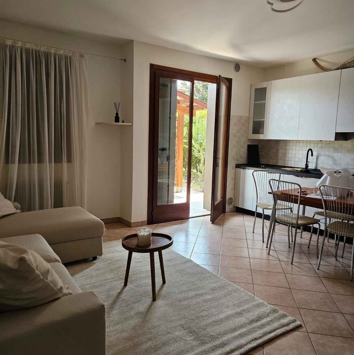 Immagine principale: Affitto appartamento coinquilina