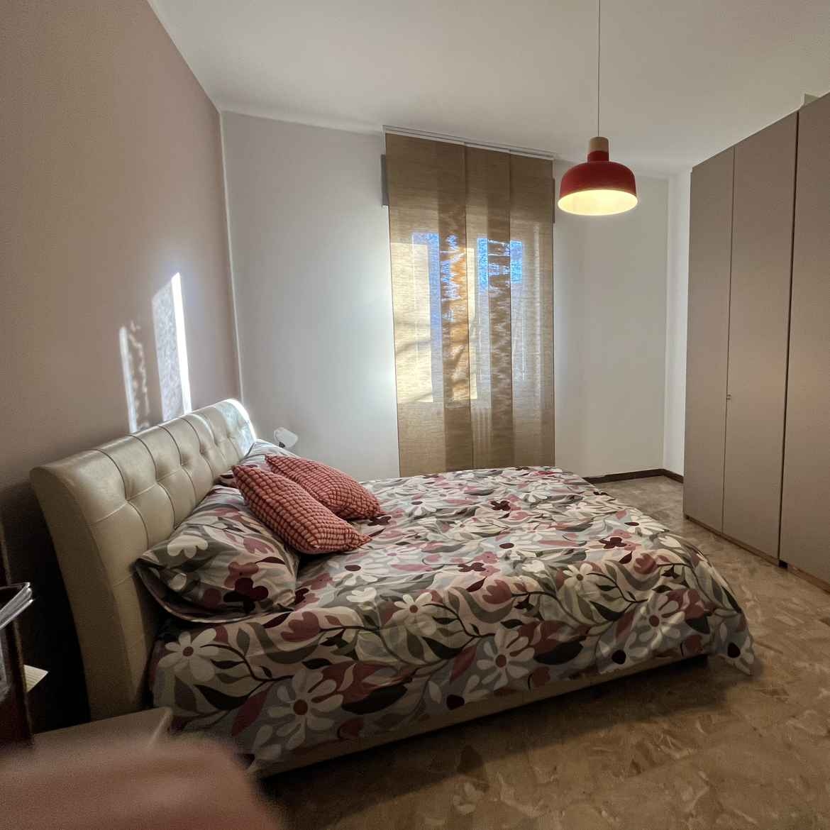 Immagine principale: Affitto a studentesse, docenti o infermiere con decorrenza 01 maggio 2026.