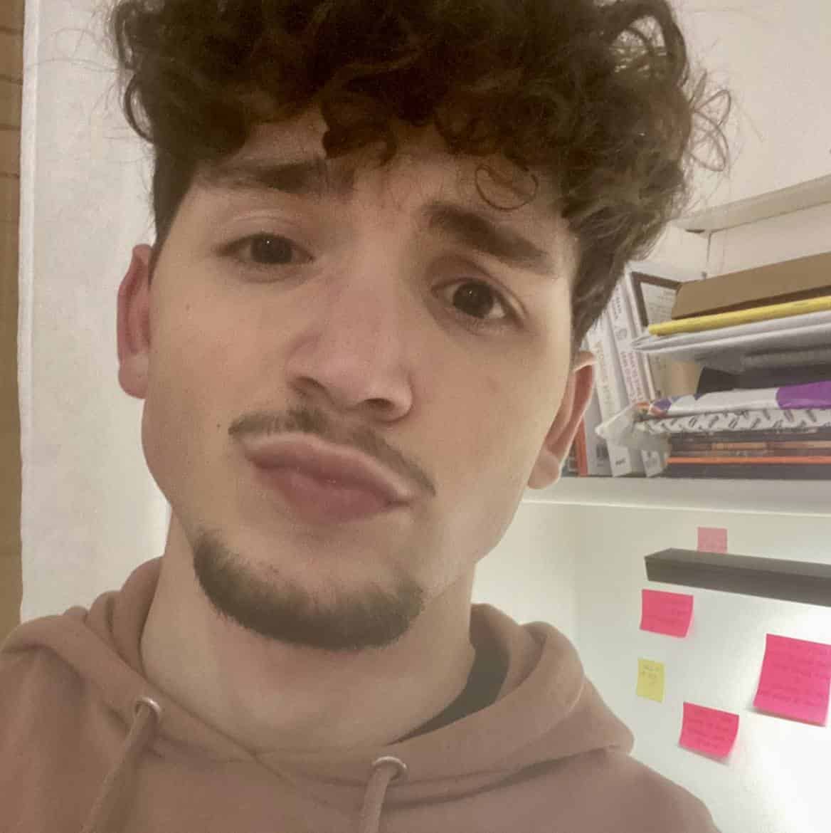 Thumbnail - Studente cerco stanza URGENTEMENTE