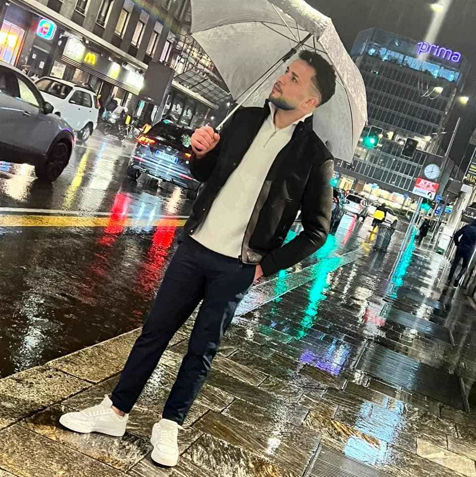 Immagine principale: Sesto m1