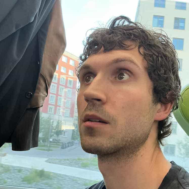 Immagine principale: Studente di teatro cerca una stanza da febbraio per il suo semestre erasmus