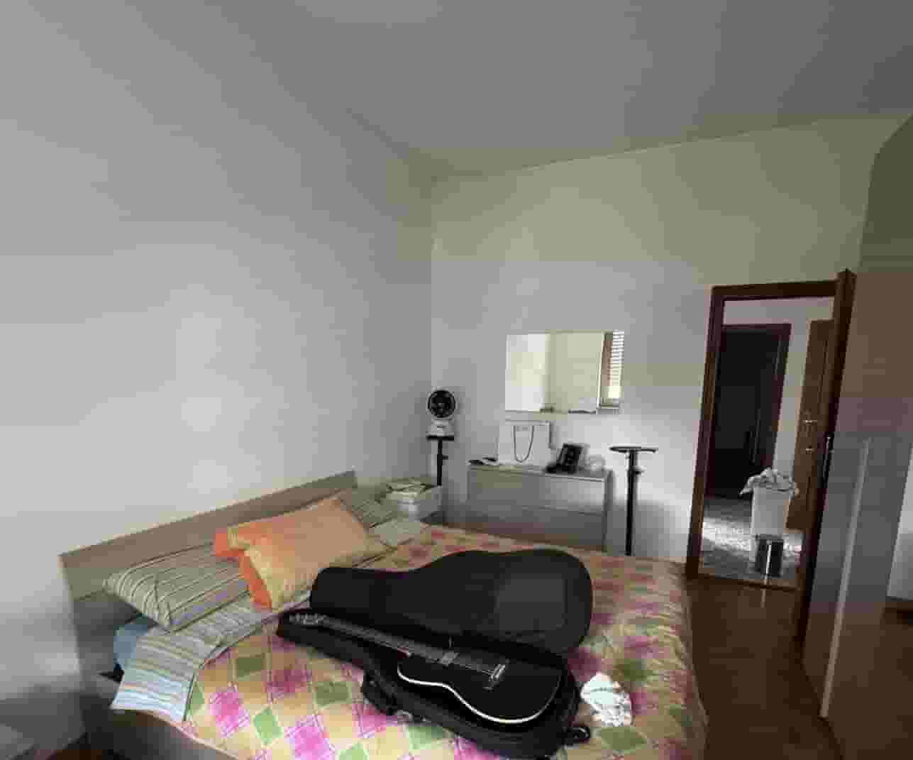 Thumbnail - Ampia camera matrimoniale