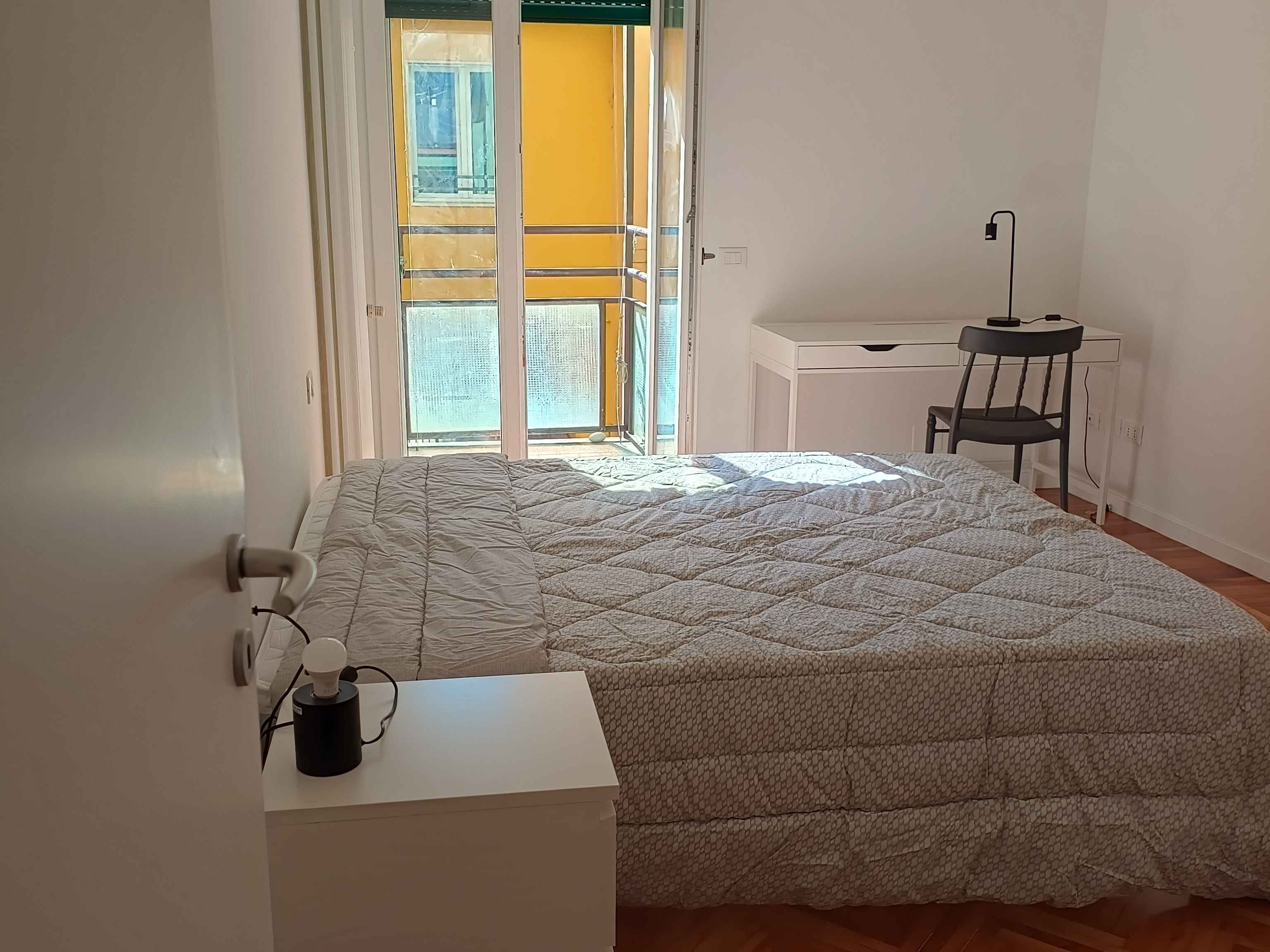 Immagine principale: Affitto stanza ragazza uso songolo