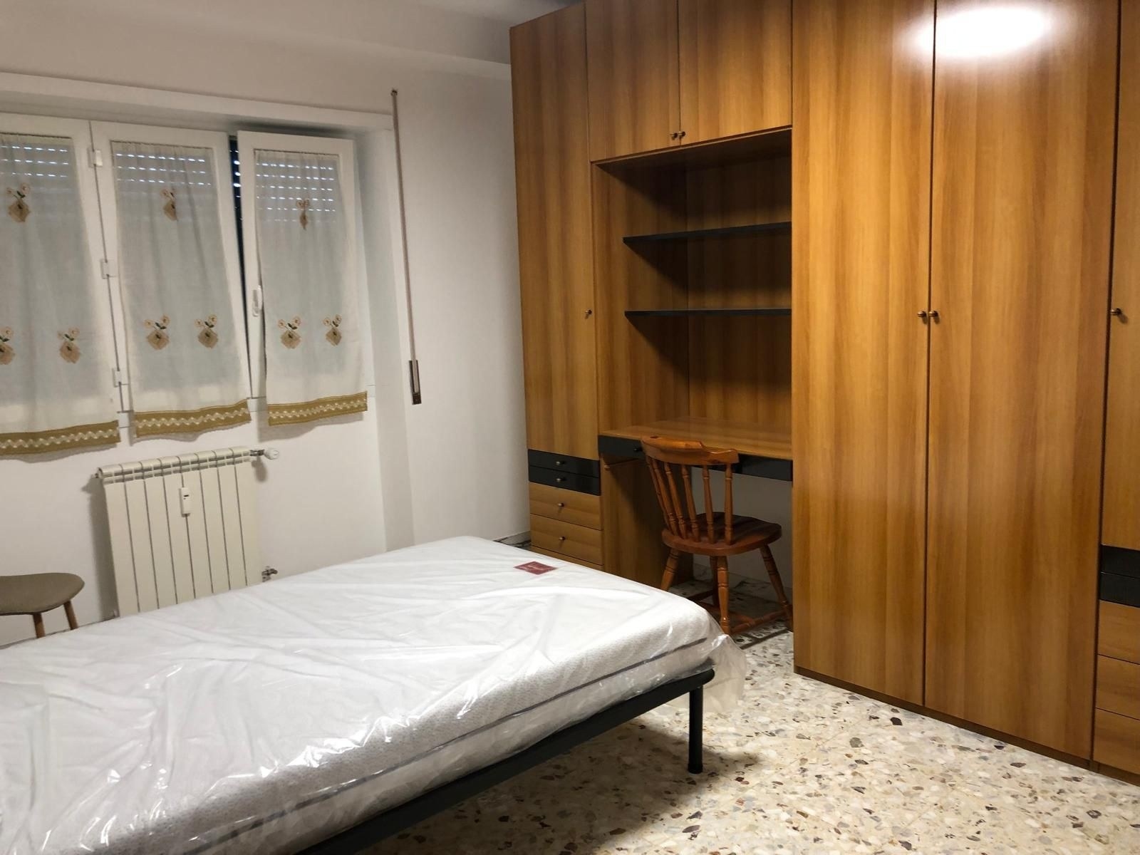 Immagine principale: Libera una stanza singola zona Marconi